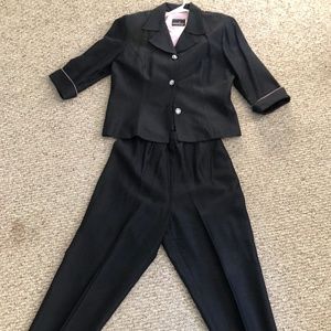 Positive Attitude 2-Piece Pant Suit Black